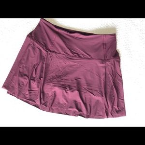 Lululemon Lost in Pace  skirt size 8